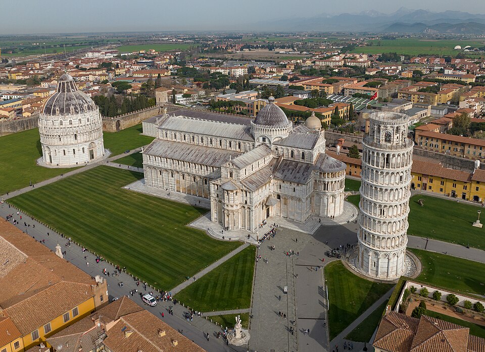 Piazza del Duomo, Pisa, Italy